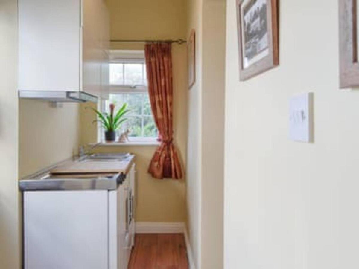 1-Bed Cottage On Coastal Pathway In South Wales Gileston Exterior foto